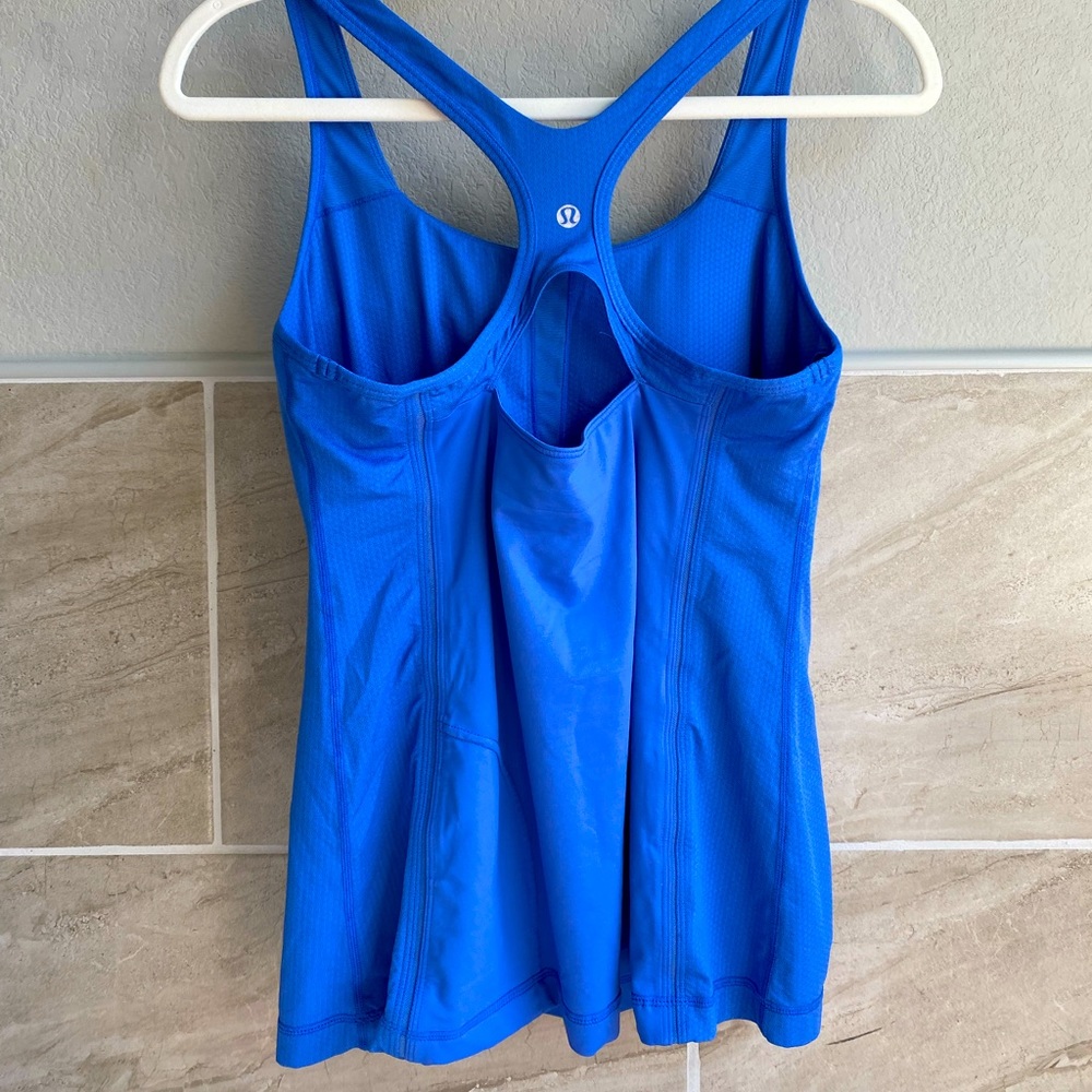 Lululemon blue athletic tank top size 10